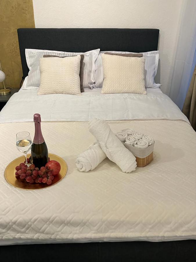 Apartament Luxury Mansion Bukareszt Zewnętrze zdjęcie